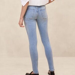 2/$25 Banana Republic High Rise Skinny Jean